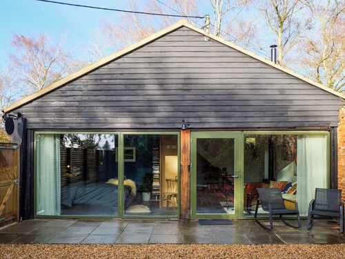 Sparrows Nest - UK50109