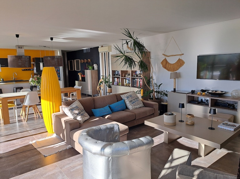 Villa Contemporaine Avec Vue Panoramique Sur La Mer Et Le Golf De Valcros - Hyères