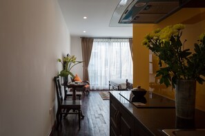 Private kitchen - Centraltique Downtown Living (Hoan Kiem)