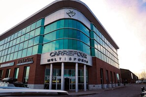 المنشأة من الخارج