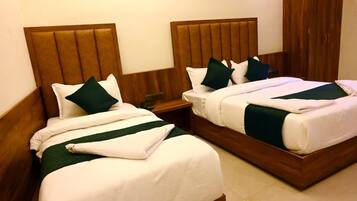 Bureau, espace de travail pour ordinateur portable, Wi-Fi gratuit