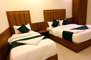 Desk, laptop workspace, free WiFi