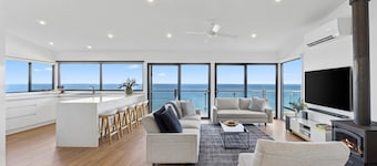 The Blue House - Wye River