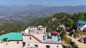 Daily buffet breakfast (INR 250 per person)