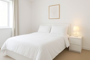 Iron/ironing board, WiFi, bed sheets - Your Oxford Home, Botley (Oxford)