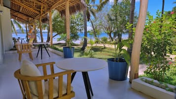 Habitación estándar doble, vistas a la playa | Caja fuerte y wifi gratis