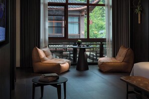 Chambre Double Luxe, vue cour intérieure