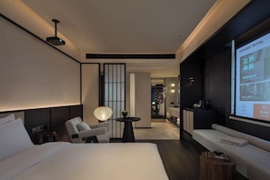 Habitación doble superior, aire acondicionado, vista a la montaña | Escritorio, espacio para trabajar con laptop y cortinas blackout