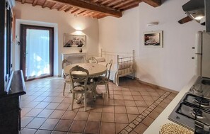Dining - Nice home in Grosseto with swimming pool (Grosseto)