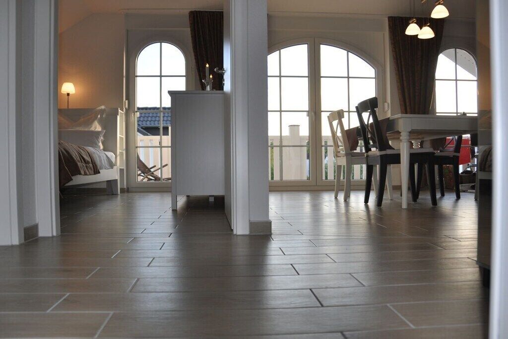 Bureau, fer et planche à repasser, lit parapluie, Wi-Fi gratuit