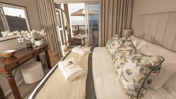 3 bedrooms, in-room safe, iron/ironing board, free WiFi