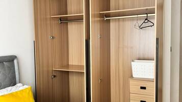 Căn hộ tiện nghi đơn giản | Trang trí khác biệt, trang bị nội thất với thiết kế riêng biệt