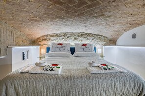 1 camera, ferro/asse da stiro, Wi-Fi gratuito, lenzuola