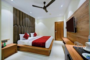 Deluxe Double Room, City View