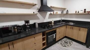 Apartment, 1 Bedroom, Smoking, Terrace | Interior