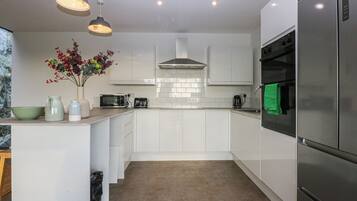 Diskmaskin och grytor/köksredskap