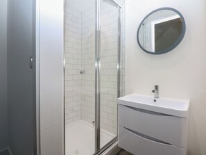 Shower - Tithe Barn Lodge (Bodorgan)