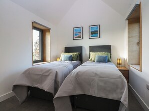 2 bedrooms, individually decorated, individually furnished, free WiFi - Tithe Barn Lodge (Bodorgan)