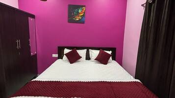 Espacio para trabajar con laptop y wifi gratis