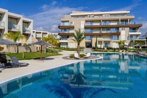 Pool - Chloe Residence by Nomads (Paphos)