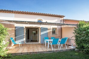 Outdoor dining - P. Minervois J N°03 - Villa 3P6 (Homps)