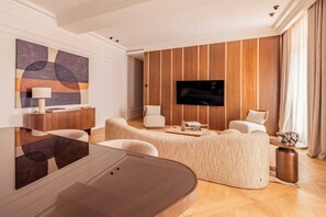 Smart TV, offices - Luxury A/C Apt - 6P/3BDR - Arc de Triomphe (Paris)