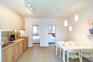 Dining - Apartments Arti Homes Rab Banjol - Two Bedroom Apartment With Terrace (Arti 2) (Banjol)