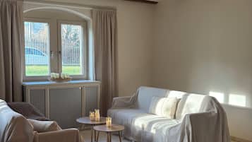 Bücher, Stereoanlage