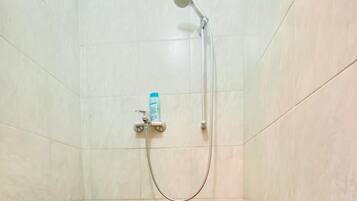 基础公寓 | 浴室 | 淋浴设施、免费洗浴用品、吹风机、毛巾