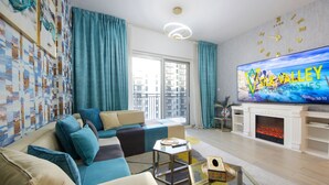 Apartemen Mewah, 2 kamar tidur, pemandangan kota, tepi danau | Area keluarga
