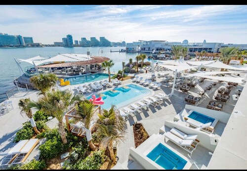 Silk Valley - 2B near Yas Marina Circuit