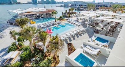 Silk Valley - 2B near Yas Marina Circuit