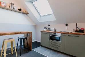 Suite – comfort (Le Loupiot) | Eget kjøkken | Espressomaskin, kaffetrakter/tekoker og fryser