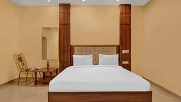 Deluxe Room | Rollaway beds, free WiFi, bed sheets