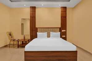 Habitación Deluxe | Camas supletorias, wifi gratis, ropa de cama