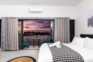 Iron/ironing board, WiFi, bed sheets - Cozy 2-bedroom apartment in adorable Wailoaloa Beach (Sigatoka, on the main island of Viti Levu)