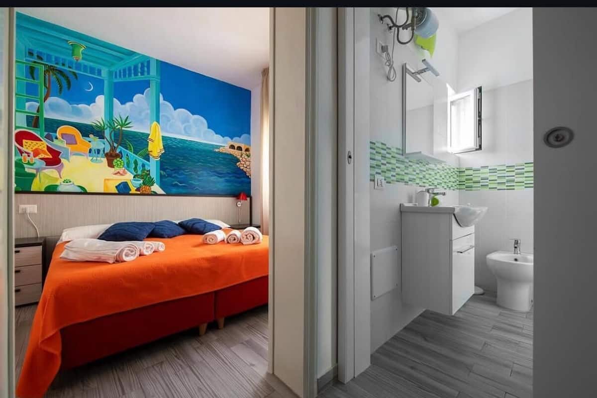 Double Room | In-room safe, free WiFi