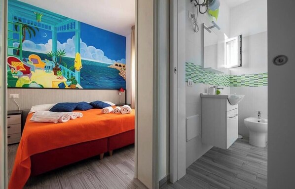 Double Room | In-room safe, free WiFi - La Terrazza sul Porto B&B (San Foca)