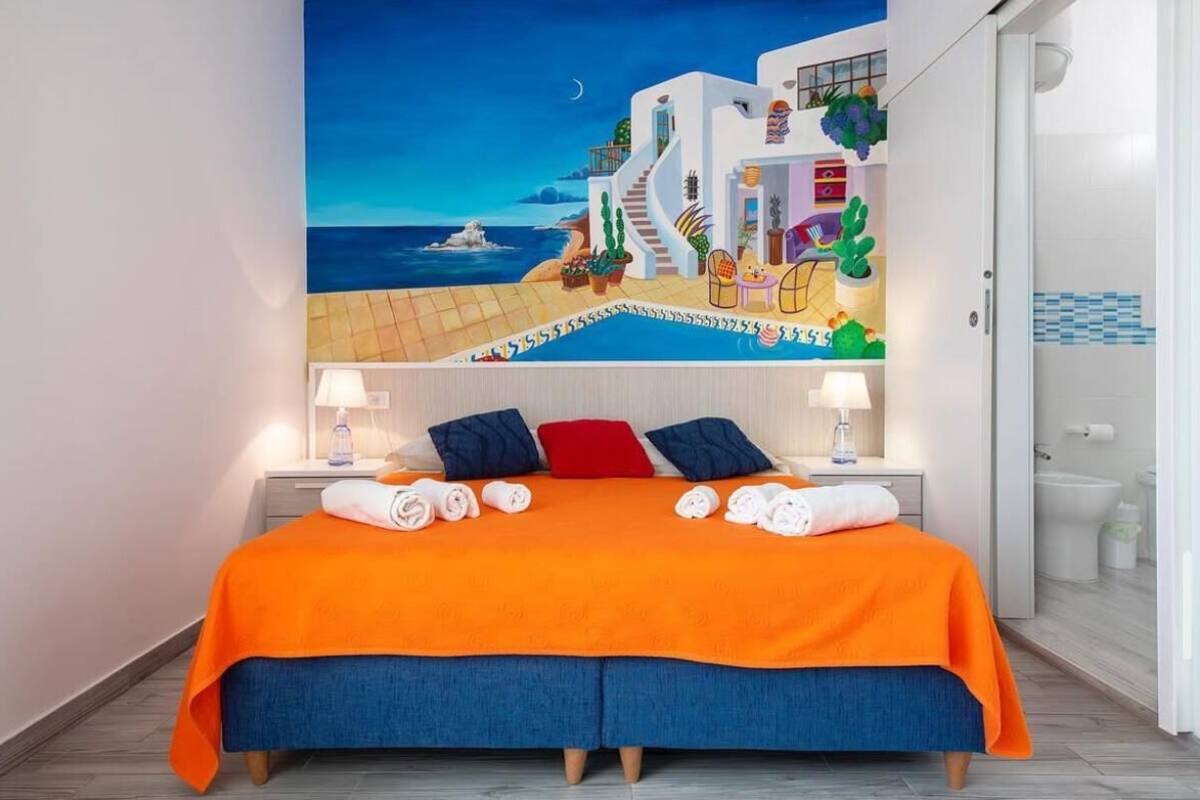 Double Room | In-room safe, free WiFi