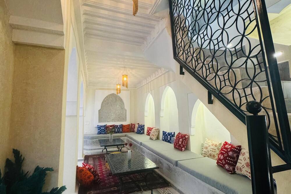 Riad Blue Berry