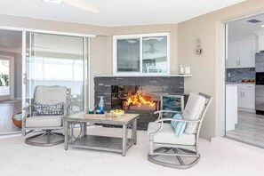 Interior - Tropical River Retreat (Cape Coral)