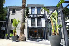 واجهة المنشأة