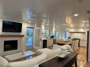 Interior - Golf course home in Raintree Country Club. Outdoor oasis with pool and hot tub. (Charlotte)