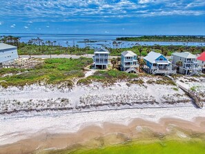 On the beach - Beach Front Home wiht Spectacular Views (Port Saint Joe)