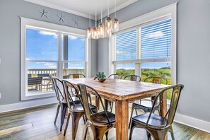 Dining - Beach Front Home wiht Spectacular Views (Port Saint Joe)