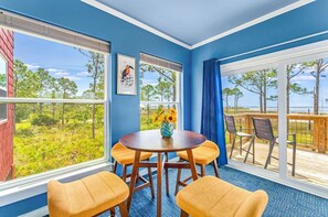 Dining - Cozy Bayside Cottage (Port Saint Joe)
