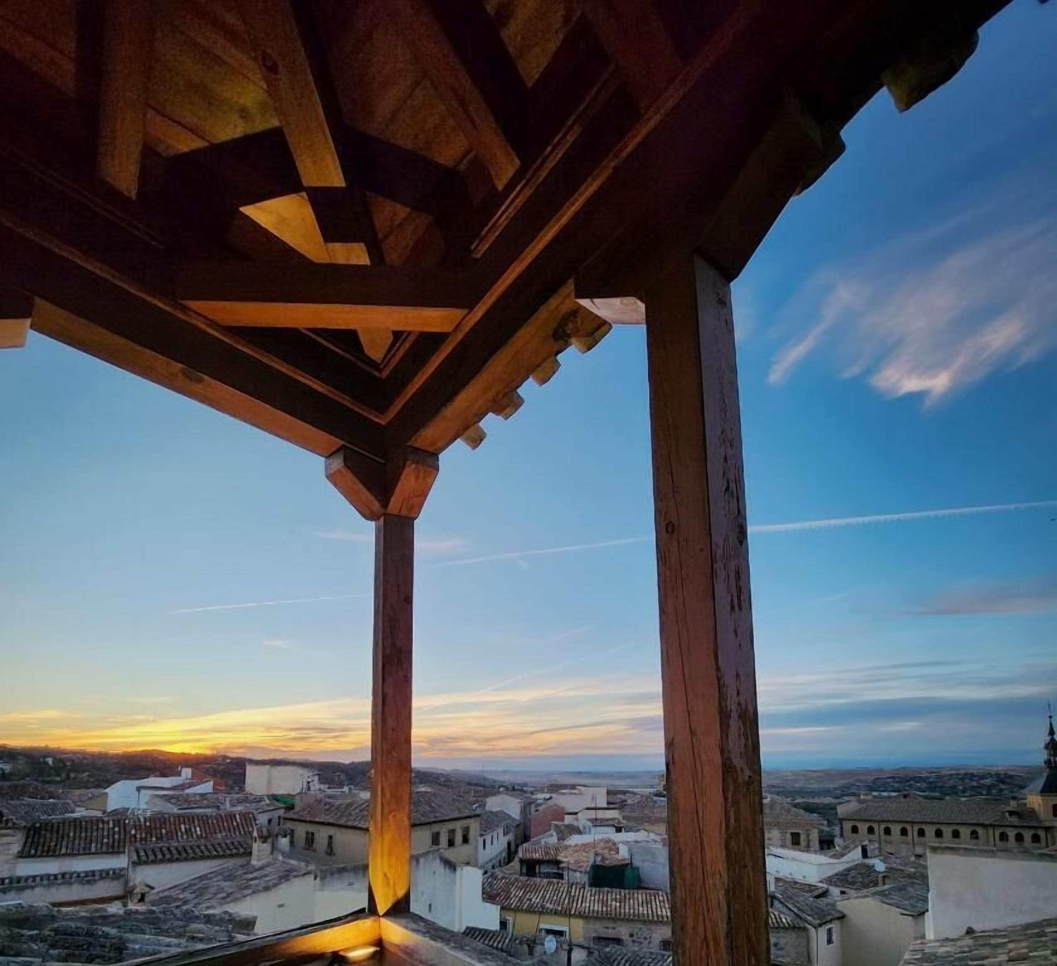 منطقة تناول الطعام للأزواج