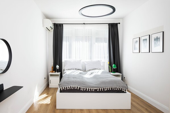 Fer et planche à repasser, Wi-Fi, draps fournis