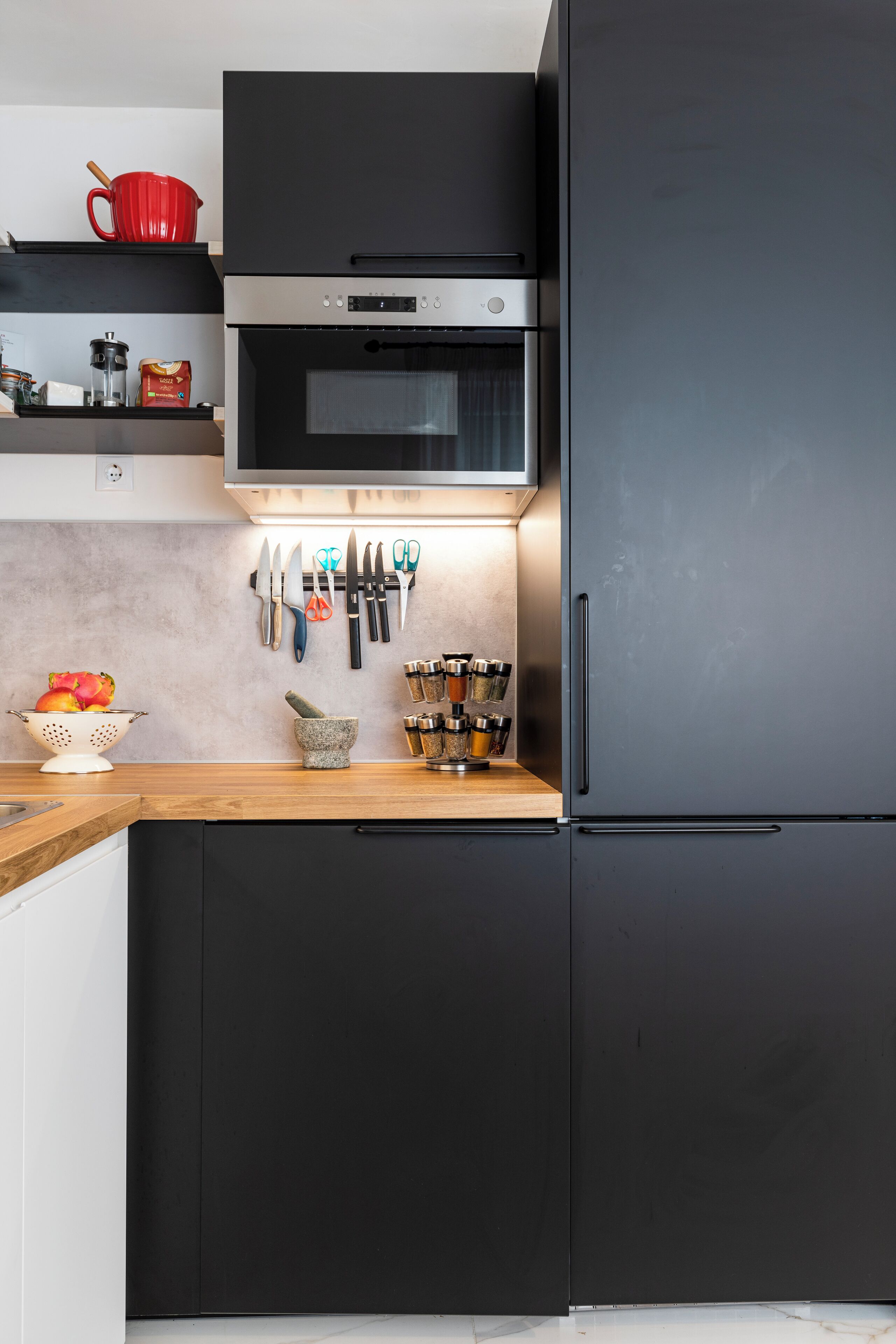 Mikrowelle, Ofen, Herdplatte, Geschirrspüler