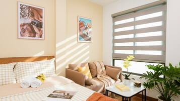 Studio Elite | Hiên